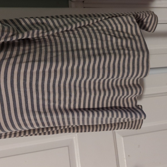 CAbi Long Sleeve Striped Cold Shoulder Top Medium - Picture 3 of 11